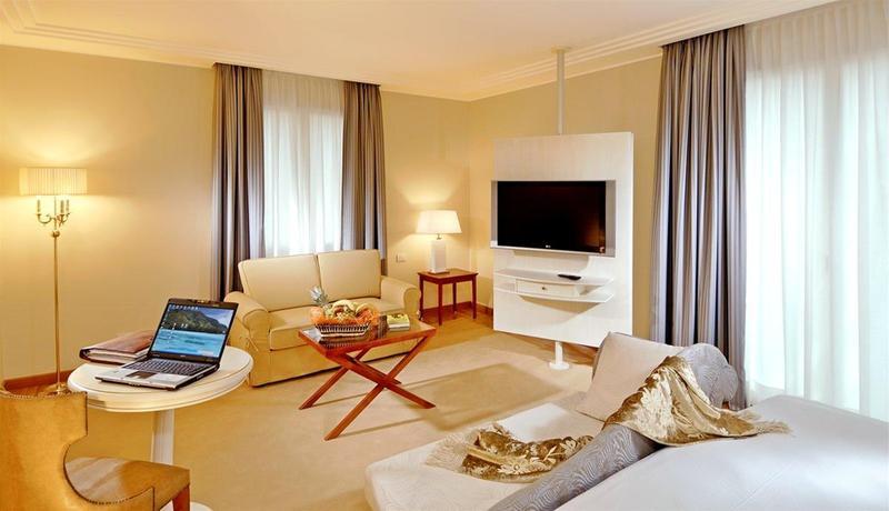 Rizzi Aquacharme Hotel & Spa Boario Terme Exterior foto