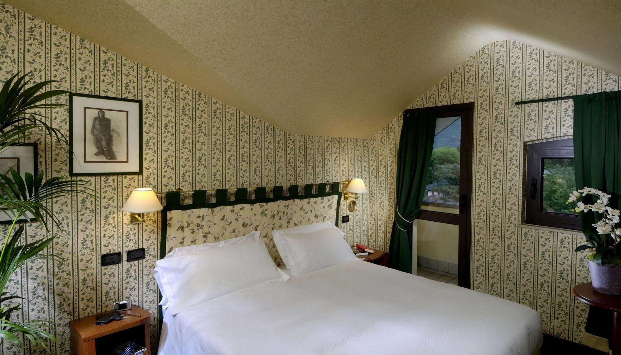 Rizzi Aquacharme Hotel & Spa Boario Terme Habitación foto