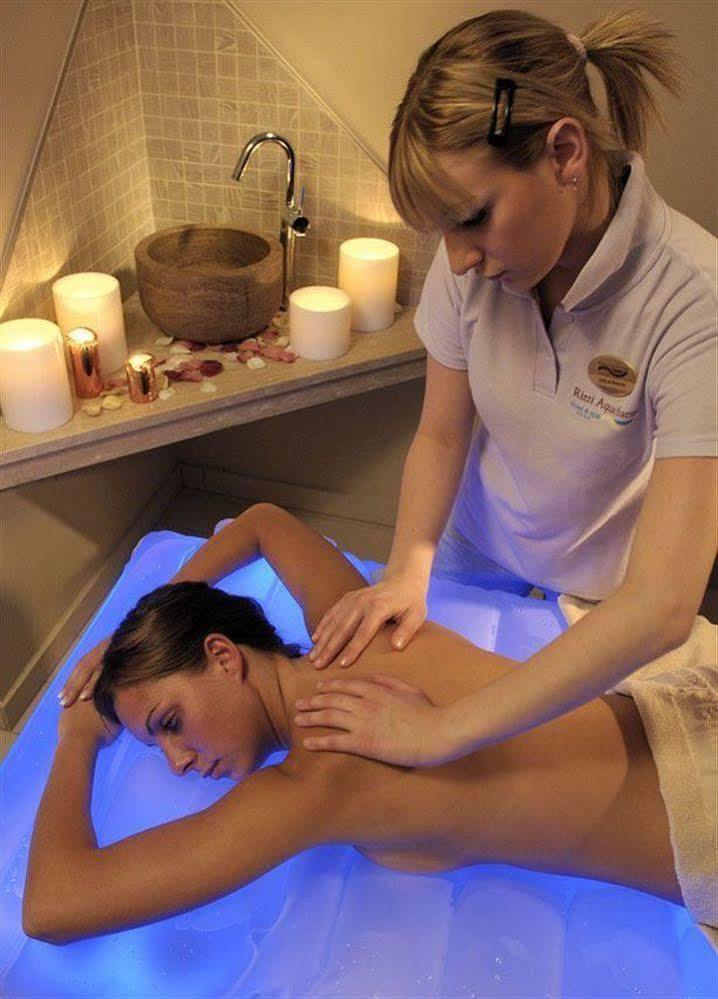 Rizzi Aquacharme Hotel & Spa Boario Terme Exterior foto