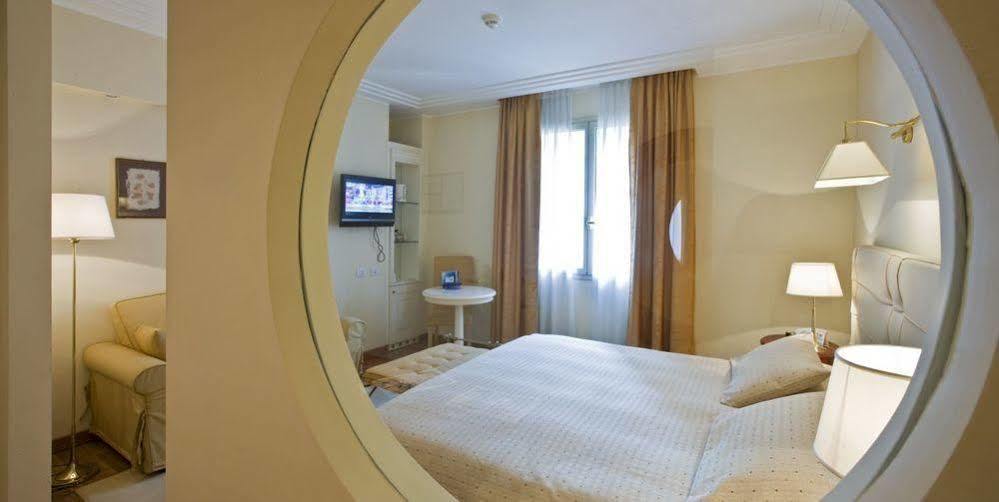Rizzi Aquacharme Hotel & Spa Boario Terme Exterior foto